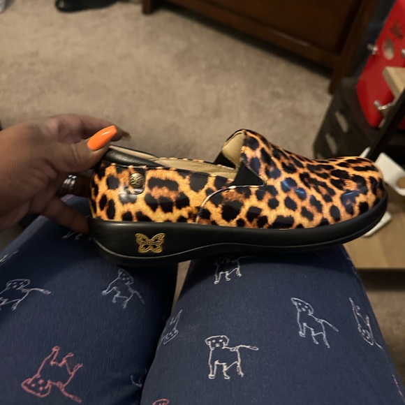 Worn these babies 2-3 times, no damage still in new condition size 8 - Picture 6 of 6